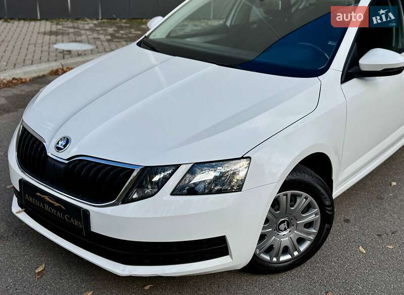 Лифтбек Skoda Octavia 2019 в Киеве