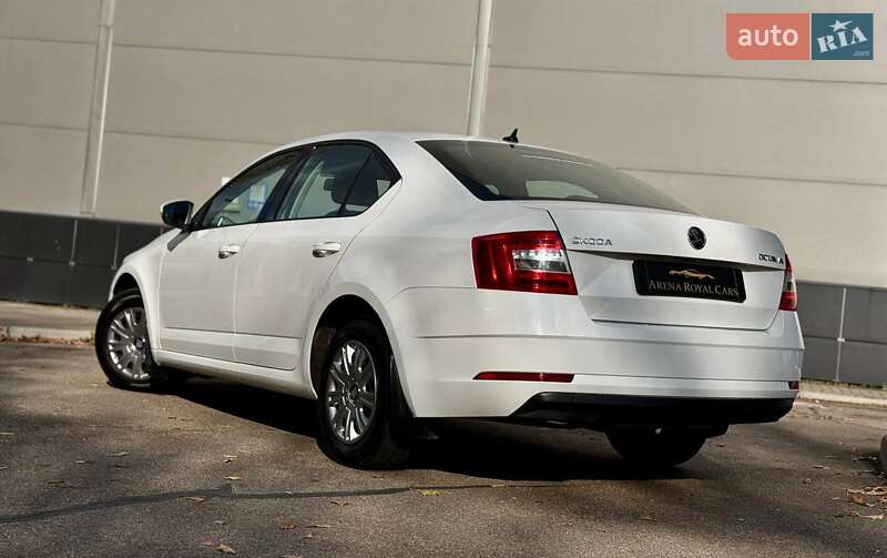 Лифтбек Skoda Octavia 2019 в Киеве