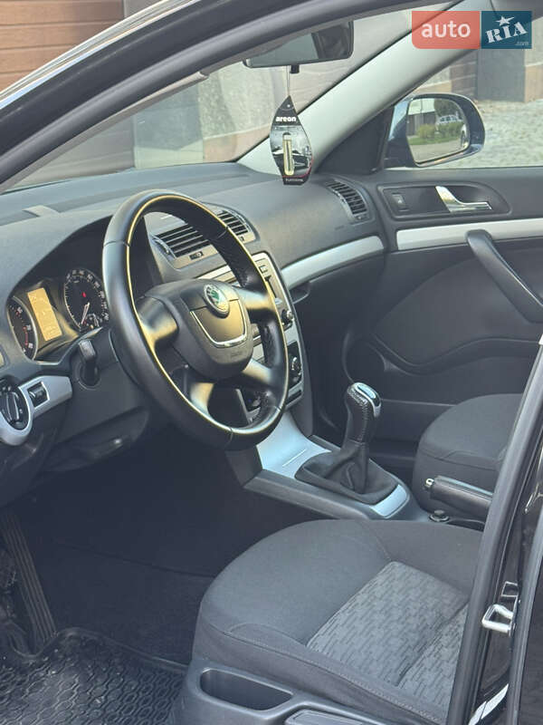 Універсал Skoda Octavia 2011 в Івано-Франківську