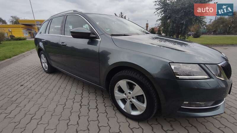 Універсал Skoda Octavia 2017 в Києві фото 22 Універсал Skoda Octavia 2017 в Києві