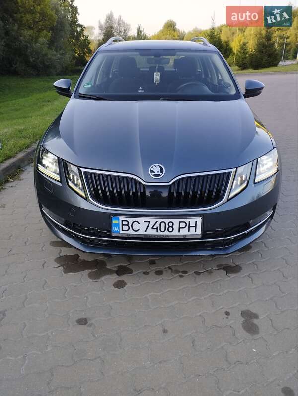 Універсал Skoda Octavia 2017 в Києві фото 47 Універсал Skoda Octavia 2017 в Києві