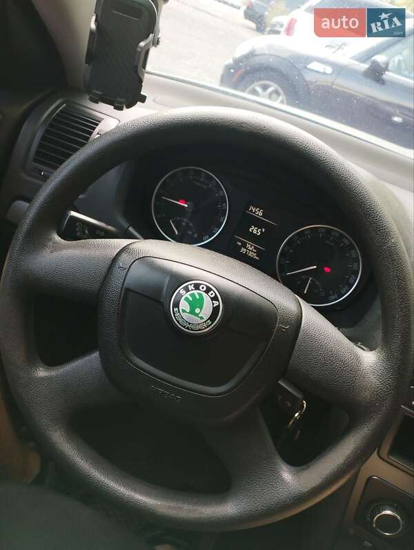 Ліфтбек Skoda Octavia 2011 в Києві фото 14 Ліфтбек Skoda Octavia 2011 в Києві