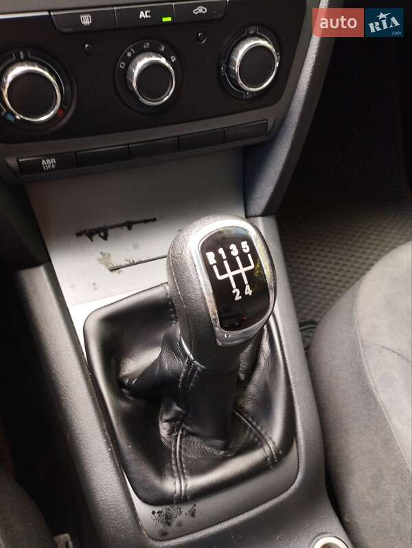 Ліфтбек Skoda Octavia 2011 в Києві фото 19 Ліфтбек Skoda Octavia 2011 в Києві