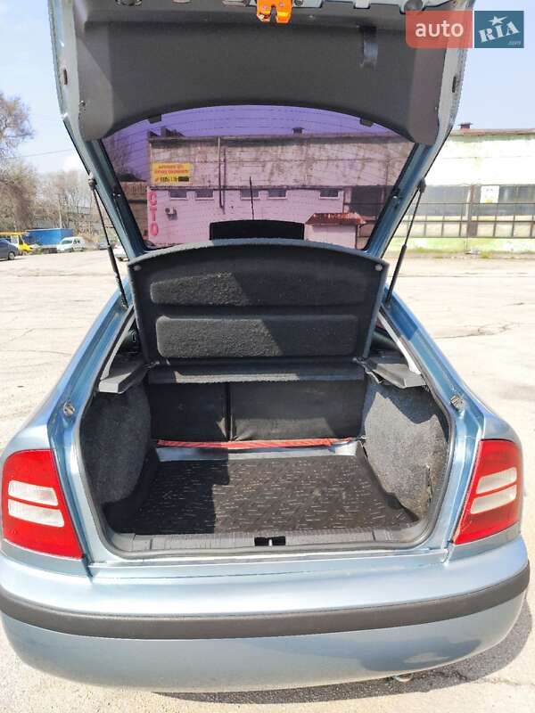 Лифтбек Skoda Octavia 2002 в Запорожье фото 11 Лифтбек Skoda Octavia 2002 в Запорожье