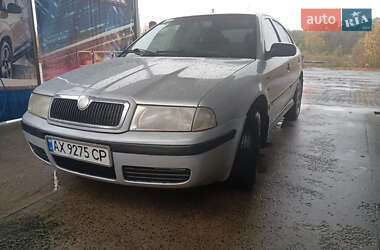 Лифтбек Skoda Octavia 2001 в 