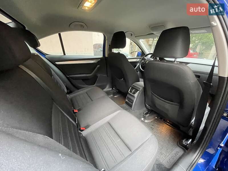 Лифтбек Skoda Octavia 2019 в Киеве фото 22 Лифтбек Skoda Octavia 2019 в Киеве