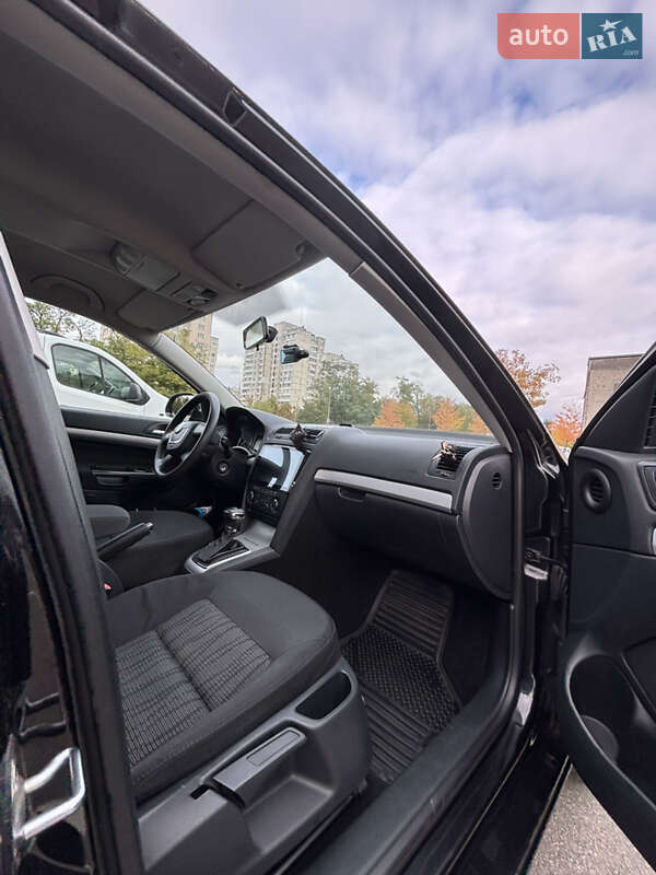 Лифтбек Skoda Octavia 2010 в Киеве фото 13 Лифтбек Skoda Octavia 2010 в Киеве