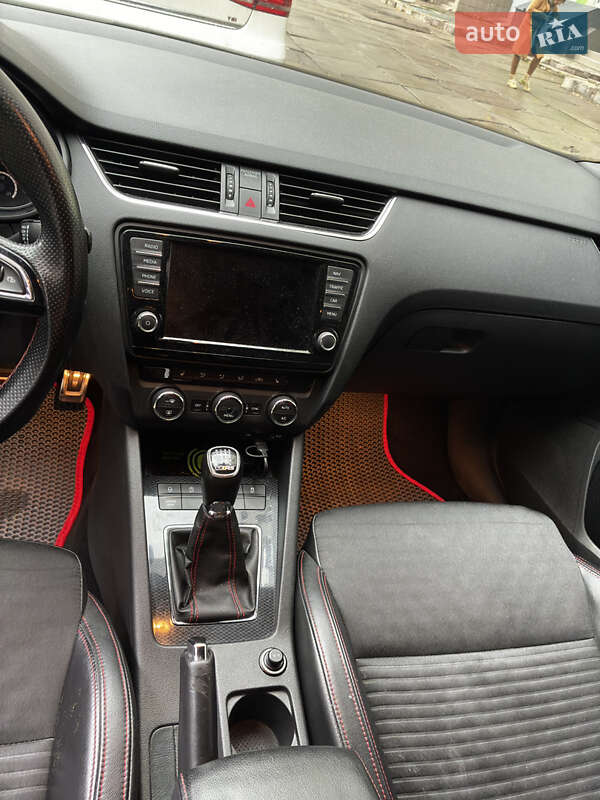 Універсал Skoda Octavia 2016 в Києві фото 9 Універсал Skoda Octavia 2016 в Києві