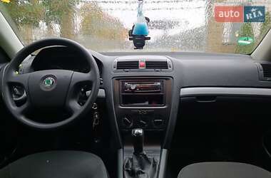 Лифтбек Skoda Octavia 2006 в  фото 15 Лифтбек Skoda Octavia 2006 в