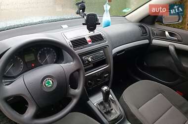 Лифтбек Skoda Octavia 2006 в  фото 13 Лифтбек Skoda Octavia 2006 в