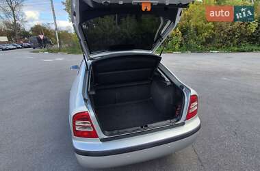 Лифтбек Skoda Octavia 2005 в  фото 11 Лифтбек Skoda Octavia 2005 в