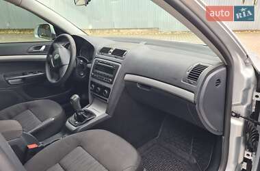 Лифтбек Skoda Octavia 2011 в 
