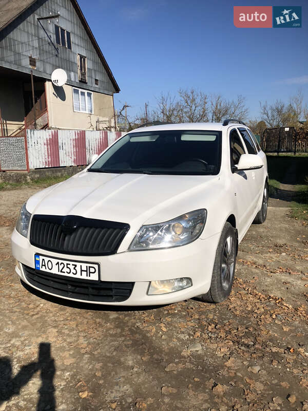 Универсал Skoda Octavia 2012 в Хусте