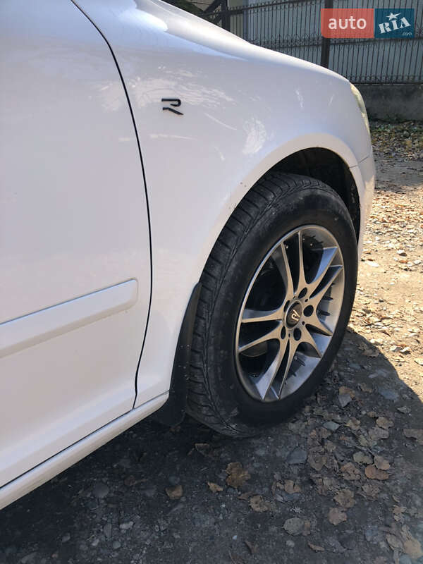 Универсал Skoda Octavia 2012 в Хусте