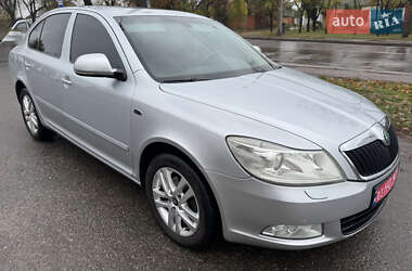 Лифтбек Skoda Octavia 2009 в 