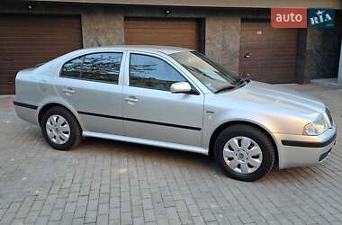 Ліфтбек Skoda Octavia 2005 в  фото 12 Ліфтбек Skoda Octavia 2005 в