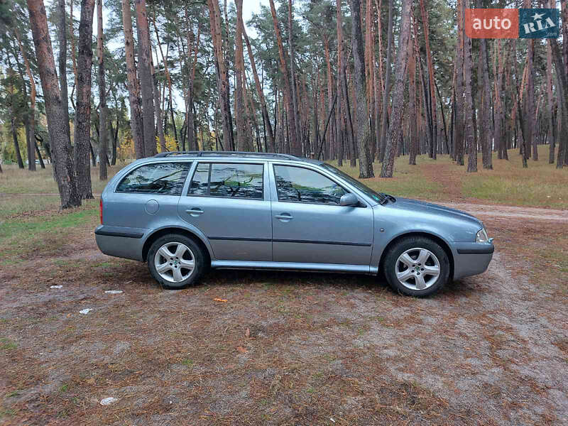 Универсал Skoda Octavia 2004 в Ахтырке
