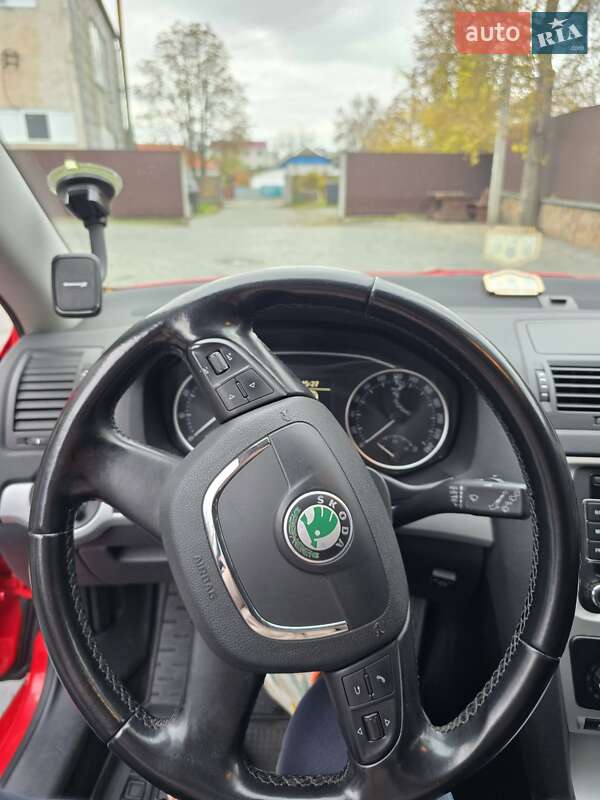 Универсал Skoda Octavia 2011 в Малине