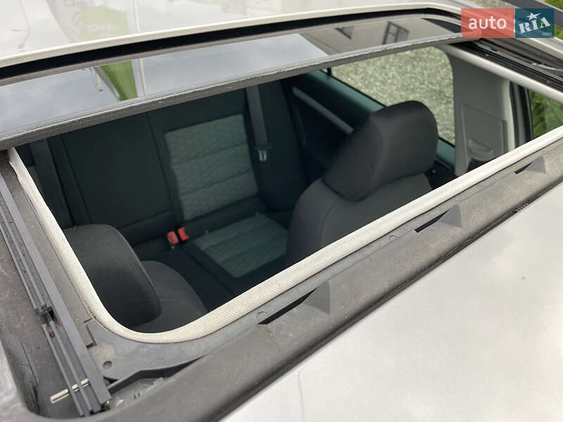 Универсал Skoda Octavia 2010 в Луцке фото 26 Универсал Skoda Octavia 2010 в Луцке
