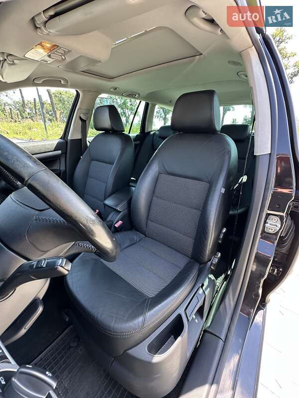 Универсал Skoda Octavia 2009 в Белогородке фото 15 Универсал Skoda Octavia 2009 в Белогородке