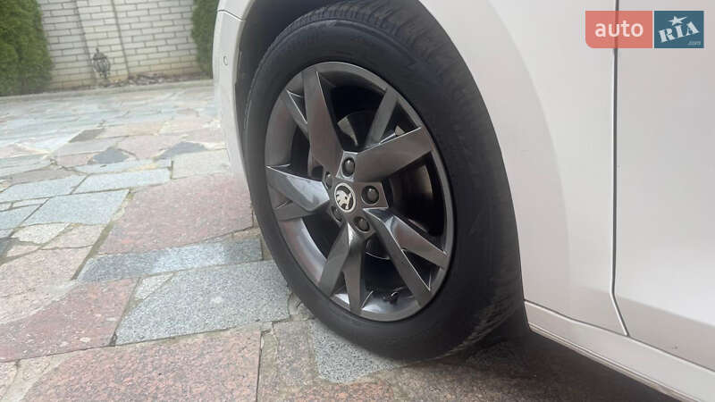 Универсал Skoda Octavia 2023 в Житомире