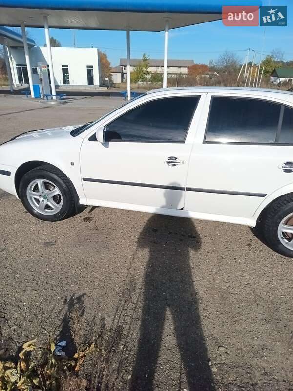 Ліфтбек Skoda Octavia 2008 в Вижниці