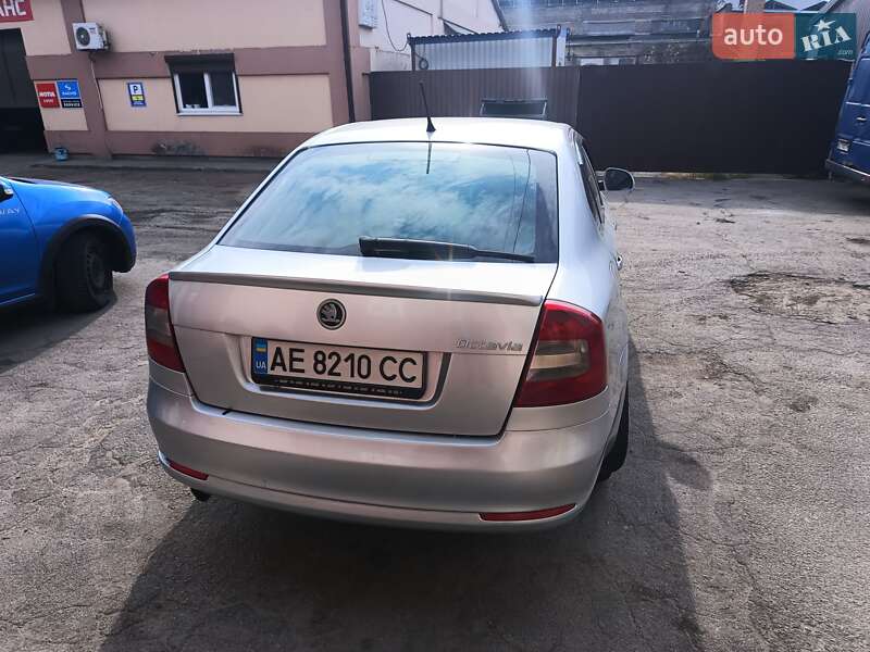 Лифтбек Skoda Octavia 2011 в Днепре