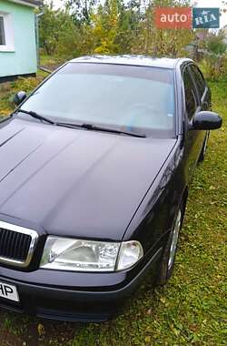 Лифтбек Skoda Octavia 2010 в 