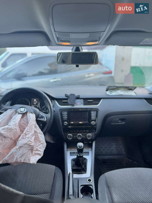 Універсал Skoda Octavia 2014 в Одесі