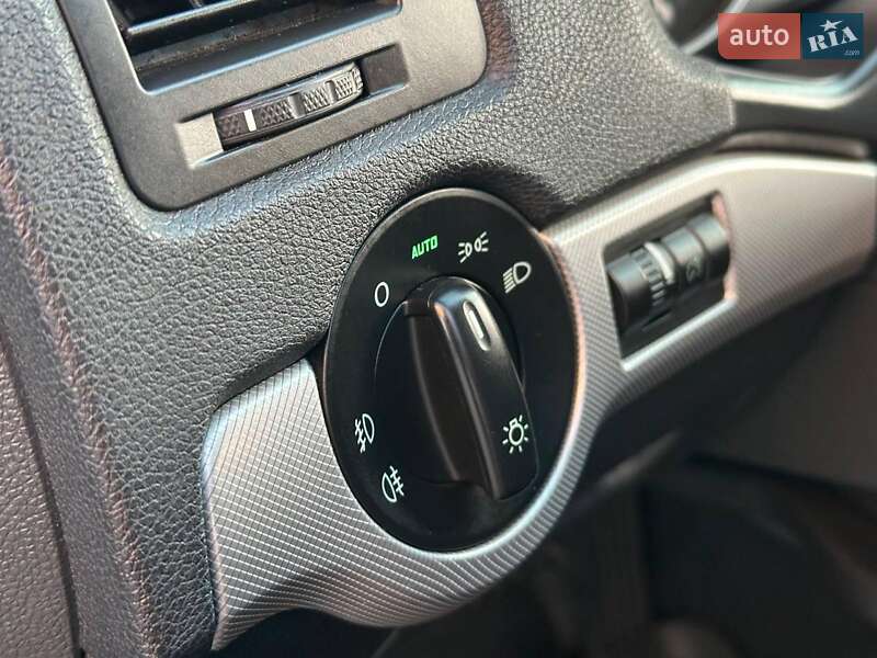 Универсал Skoda Octavia 2011 в Одессе