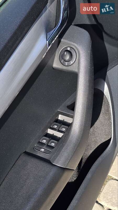 Универсал Skoda Octavia 2019 в Луцке фото 26 Универсал Skoda Octavia 2019 в Луцке