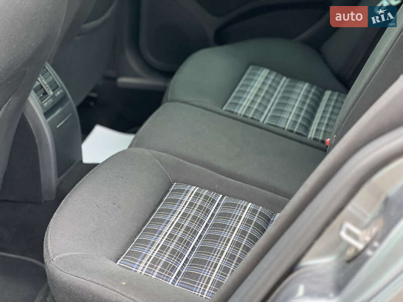 Универсал Skoda Octavia 2013 в Киеве фото 12 Универсал Skoda Octavia 2013 в Киеве