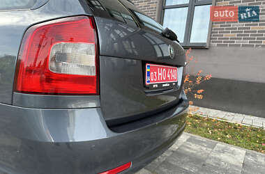 Универсал Skoda Octavia 2010 в 
