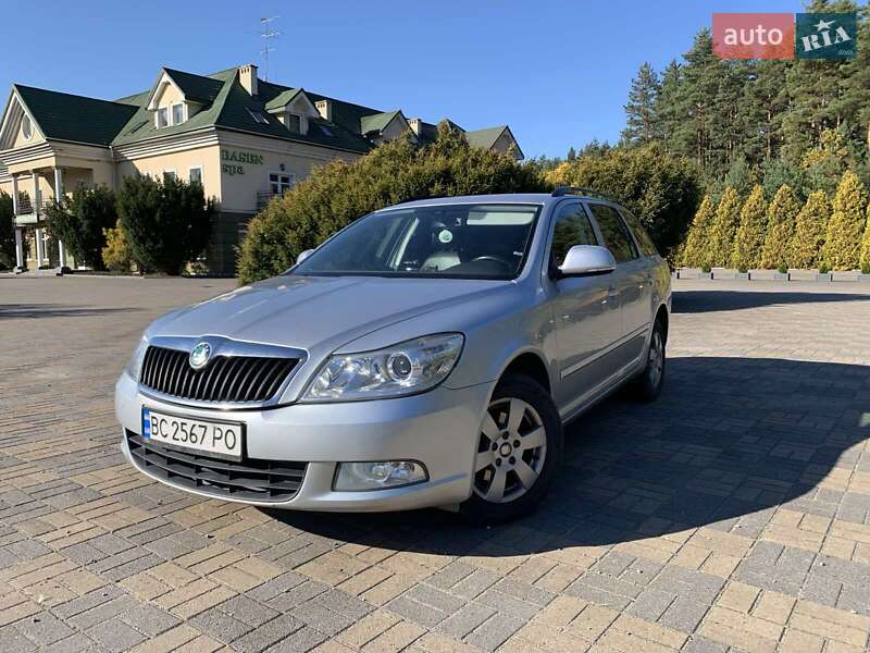 Универсал Skoda Octavia 2012 в Мостиске фото 2 Универсал Skoda Octavia 2012 в Мостиске