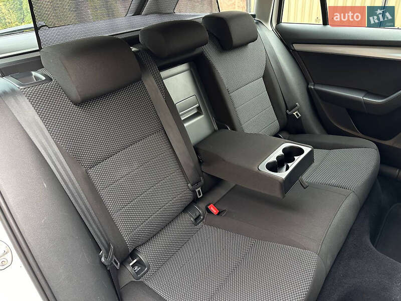 Универсал Skoda Octavia 2016 в Тернополе фото 74 Универсал Skoda Octavia 2016 в Тернополе