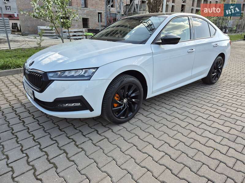 Универсал Skoda Octavia 2023 в 