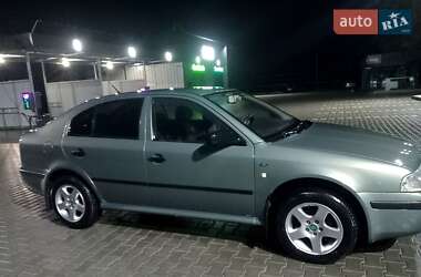 Лифтбек Skoda Octavia 2002 в Луцке