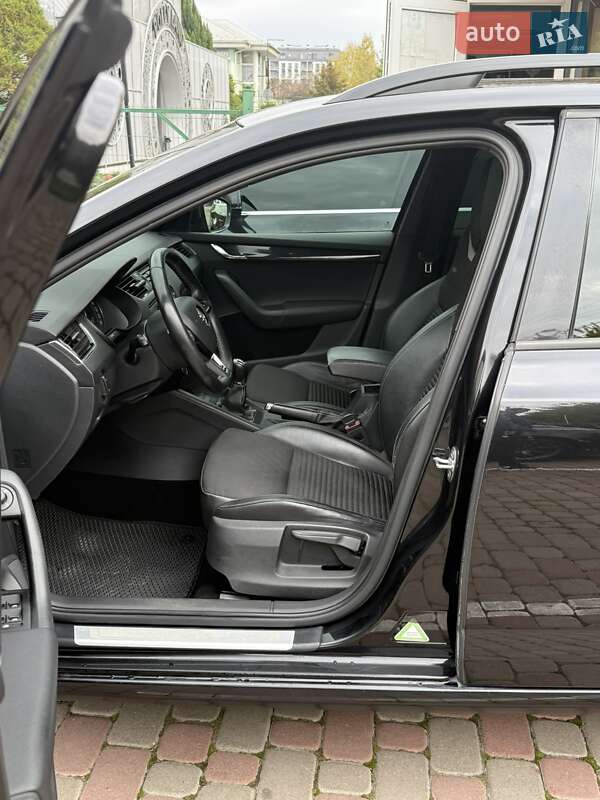 Універсал Skoda Octavia 2015 в Ужгороді