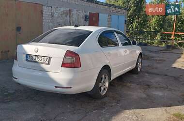 Лифтбек Skoda Octavia 2010 в 