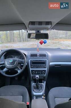 Универсал Skoda Octavia 2011 в 