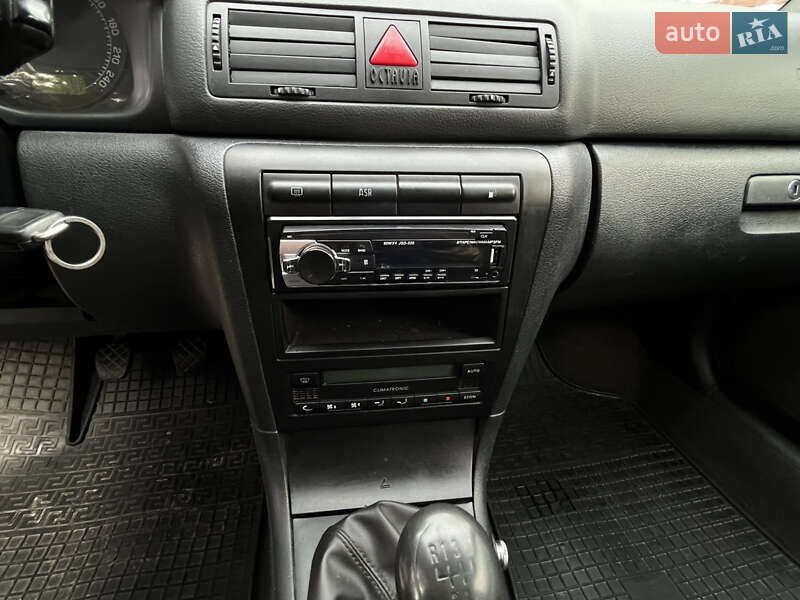 Ліфтбек Skoda Octavia 2005 в Володимирі