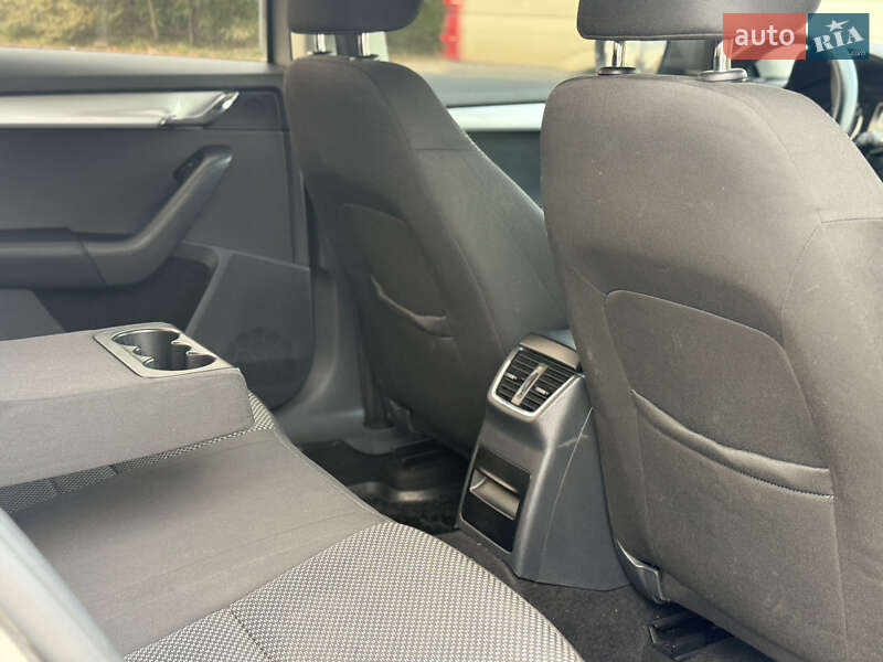 Лифтбек Skoda Octavia 2016 в Львове