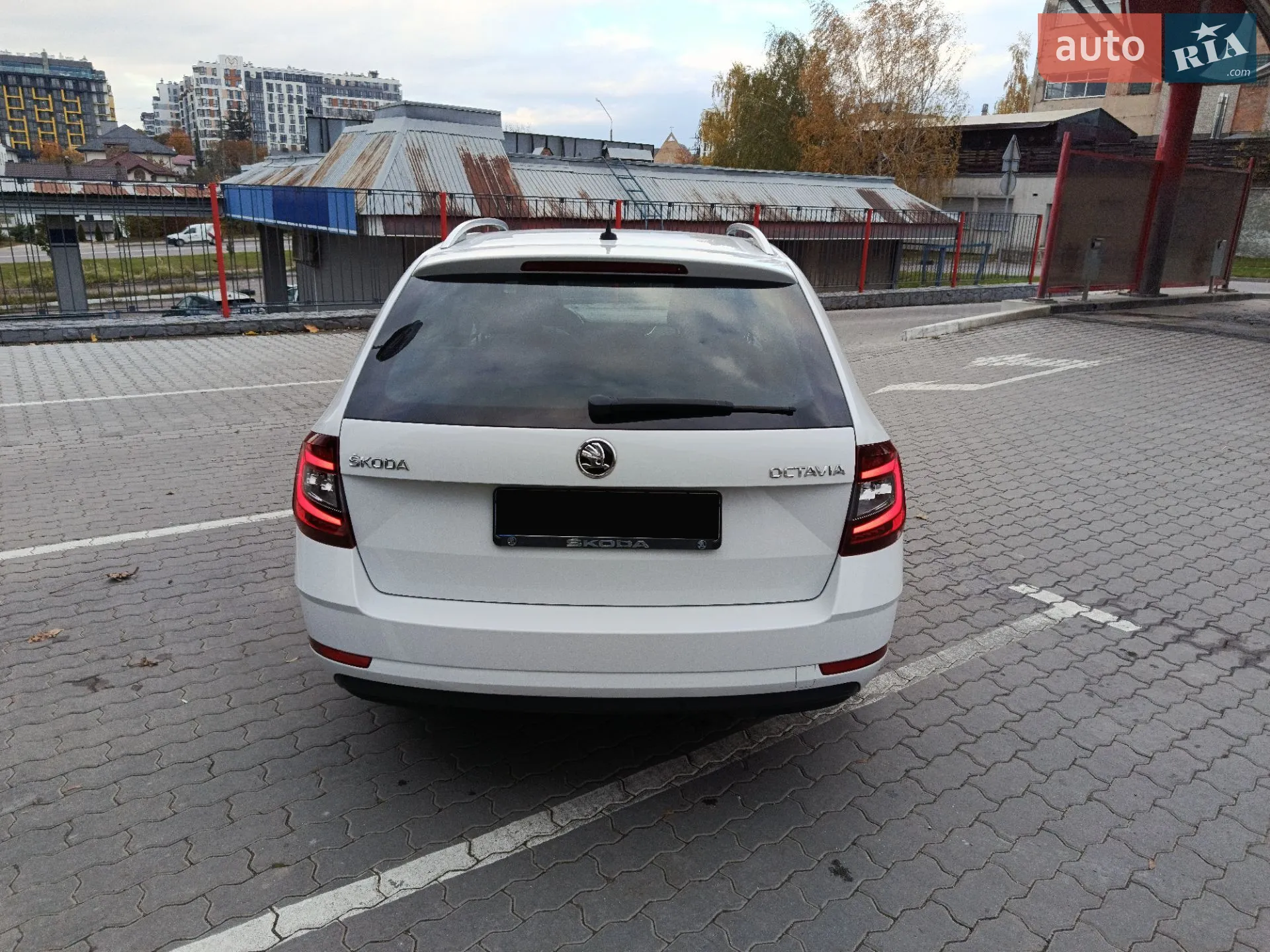 2017 Skoda Octavia - мініатюра 23