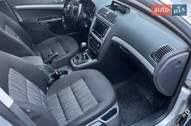 Універсал Skoda Octavia 2010 в  фото 17 Універсал Skoda Octavia 2010 в