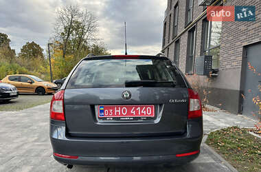 Универсал Skoda Octavia 2010 в 
