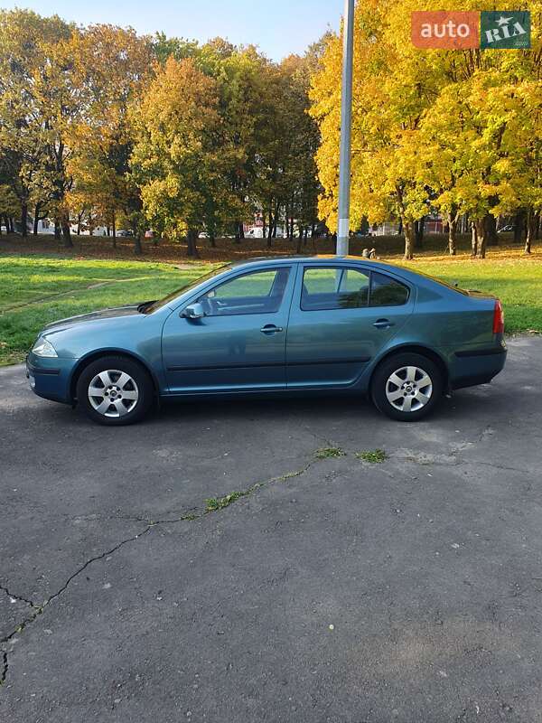 Ліфтбек Skoda Octavia 2005 в Рівному фото 2 Ліфтбек Skoda Octavia 2005 в Рівному