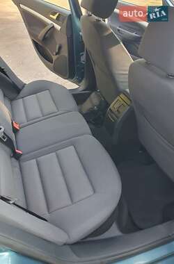 Лифтбек Skoda Octavia 2005 в  фото 16 Лифтбек Skoda Octavia 2005 в