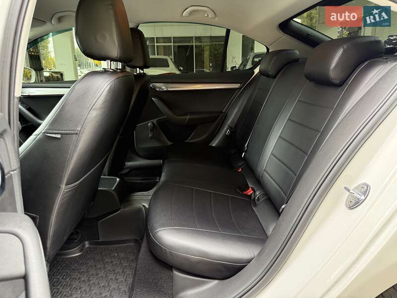 Ліфтбек Skoda Octavia 2014 в Дніпрі фото 15 Ліфтбек Skoda Octavia 2014 в Дніпрі