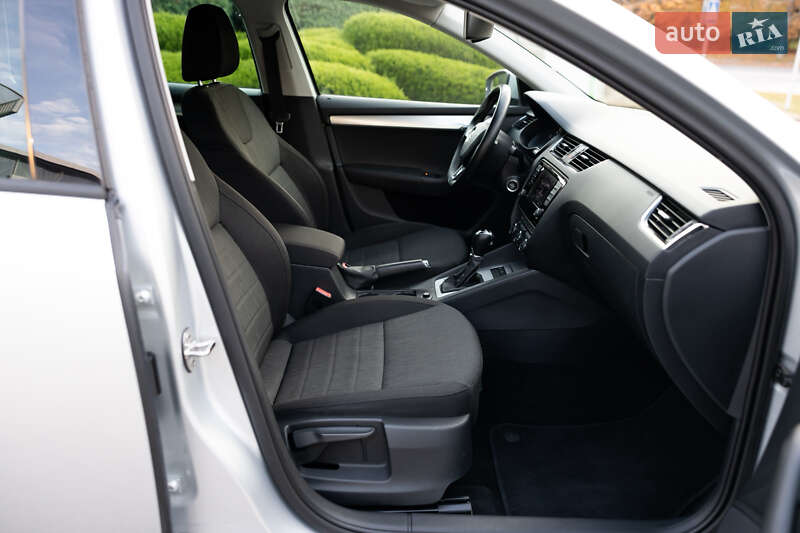 Универсал Skoda Octavia 2016 в Луцке фото 49 Универсал Skoda Octavia 2016 в Луцке