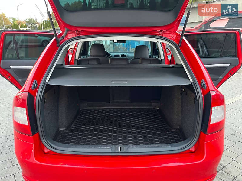 Универсал Skoda Octavia 2011 в Дрогобыче